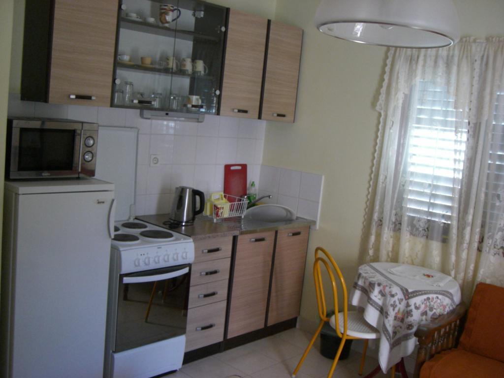 Apartments Anini Dvori 프로마이나 객실 사진